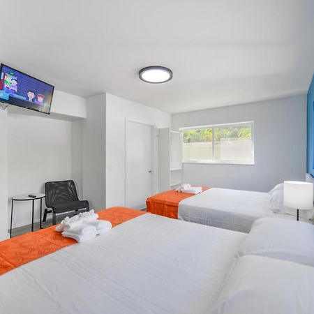 Radiant Unit With Parking And Pool - M26 Apartment Hollywood Ngoại thất bức ảnh