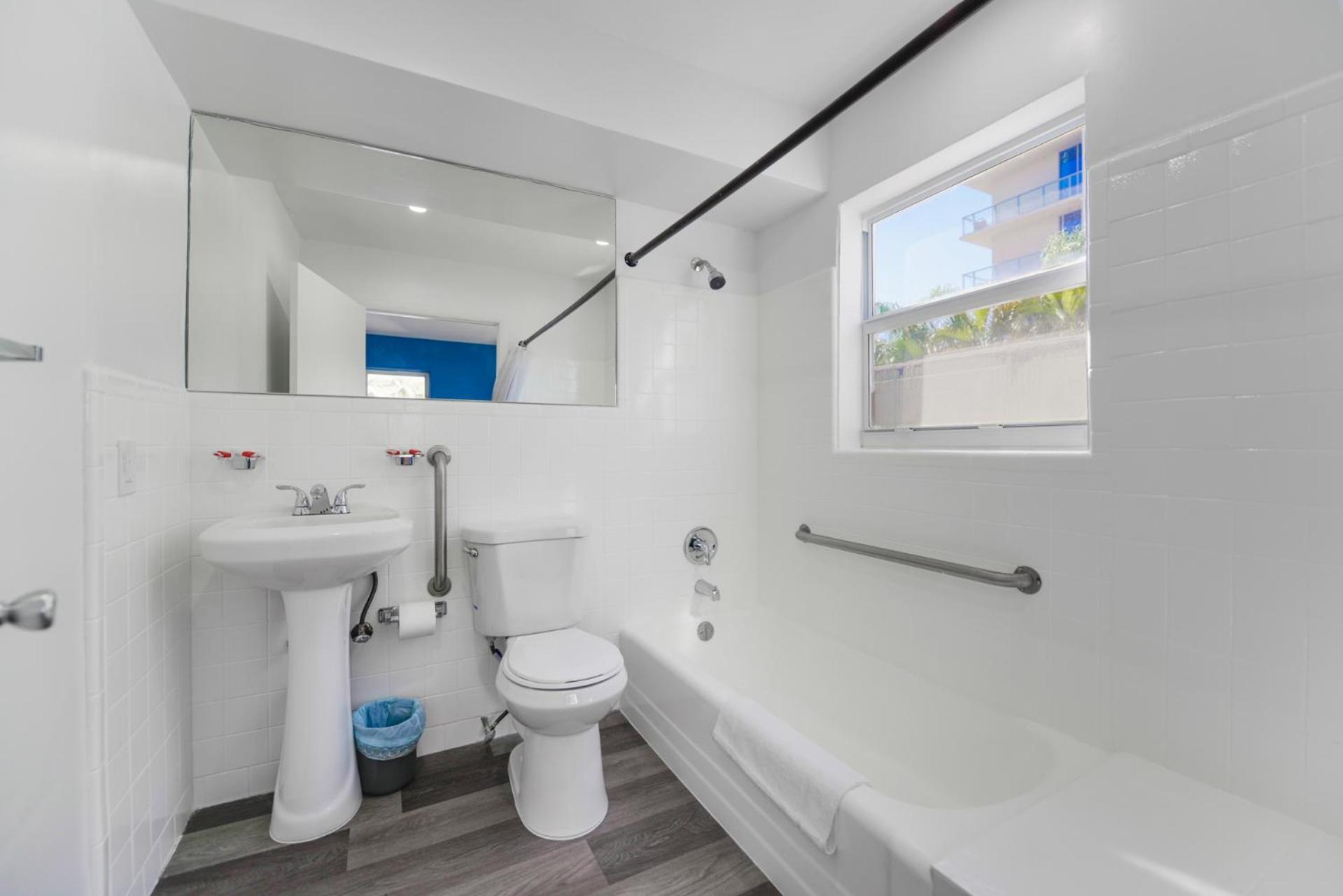 Radiant Unit With Parking And Pool - M26 Apartment Hollywood Ngoại thất bức ảnh